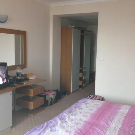 Apartament In Alexander Palace