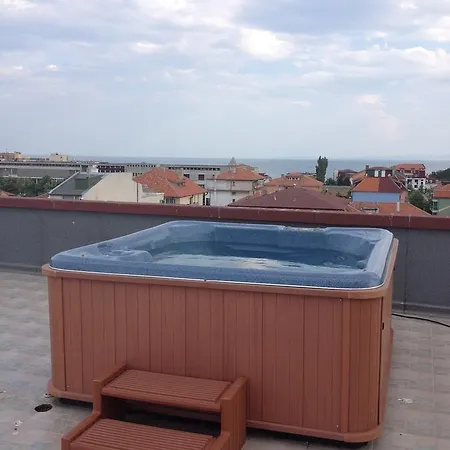 Apartament In Alexander Palace *